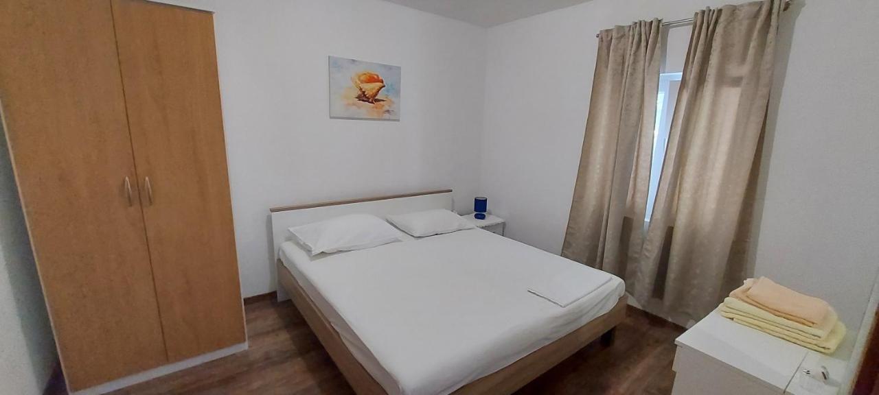 Apartment Gligora Mandre Ngoại thất bức ảnh